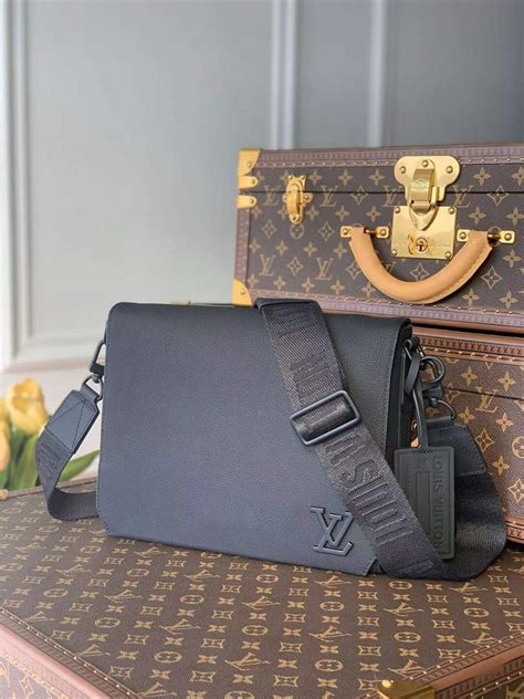 louis vuitton jake messenger bag|Louis Vuitton aerogram.